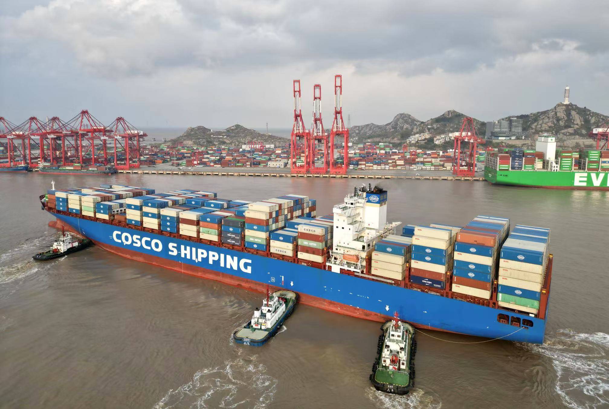 直航船与中转船：内贸海运，该选直达还是中转？